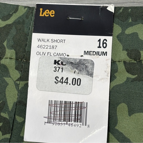 Lee Green Floral Camo Mid-Rise Walking Shorts - size 16 NWT - Picture 6 of 8
